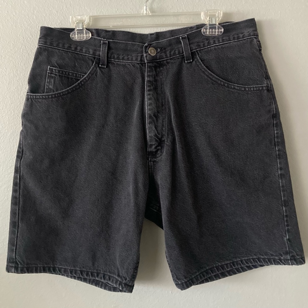 Vintage Wrangler Black Denim Shorts - Picture 2 of 6
